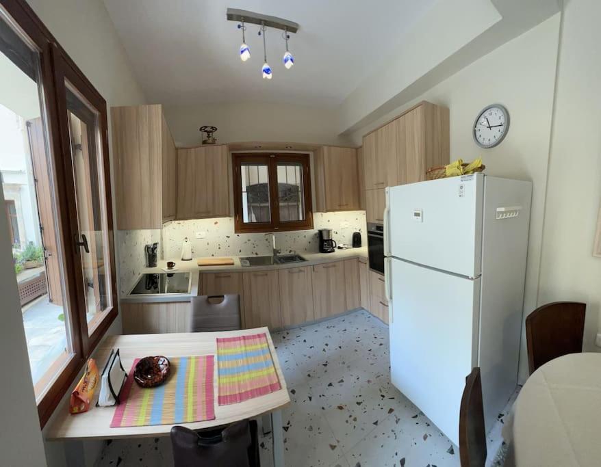 Talos Too, Venetian Residence Hanya Dış mekan fotoğraf